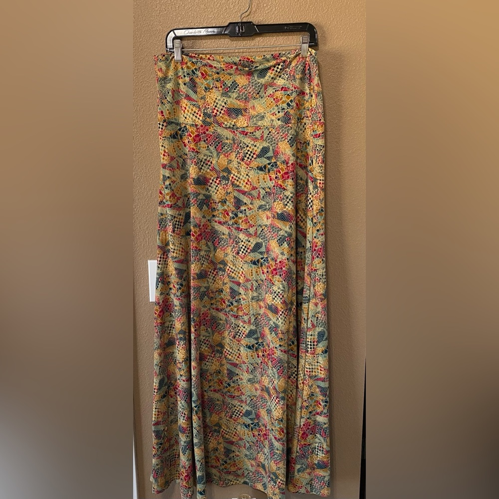 LuLaRoe Size LG long skirt